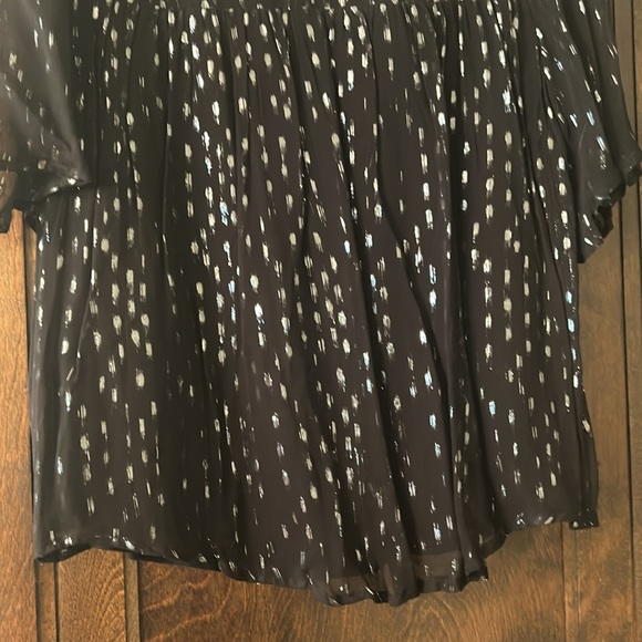 Velvet by Graham & Spencer black short sleeve metallic disco 🪩 blouse. - Picture 6 of 10